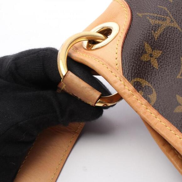 LOUIS VUITTON Brown Monogram Leather Shoulder Bag - Picture 8 of 10
